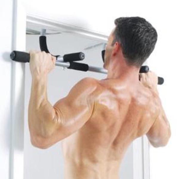 Việc luyện tập sử dụng xà đơn đa năng iron gym đúng cách sẽ mang đến cho các quý ông thân hình vạm vỡ đáng mơ ước.