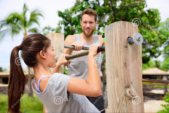 Khi mua xà đơn Anh Tuấn bạ còn được hướng dẫn cho các bài tập phù hợp theo nhu cầu từng bạn