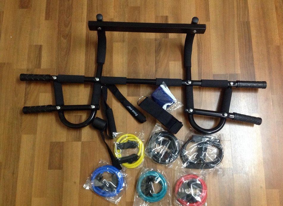 Với bộ dụng cụ tập gym tại nhà bạn có thể tha hồ luyện tập các động tác mà không cần ra phòng tập